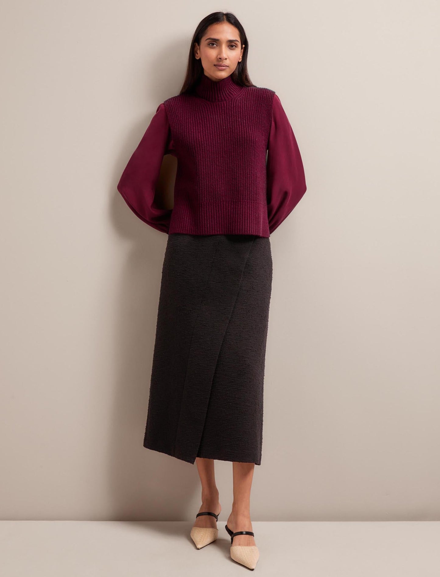 Janie Cashmere Blend Funnel Neck Sleeveless Jumper - Burgundy