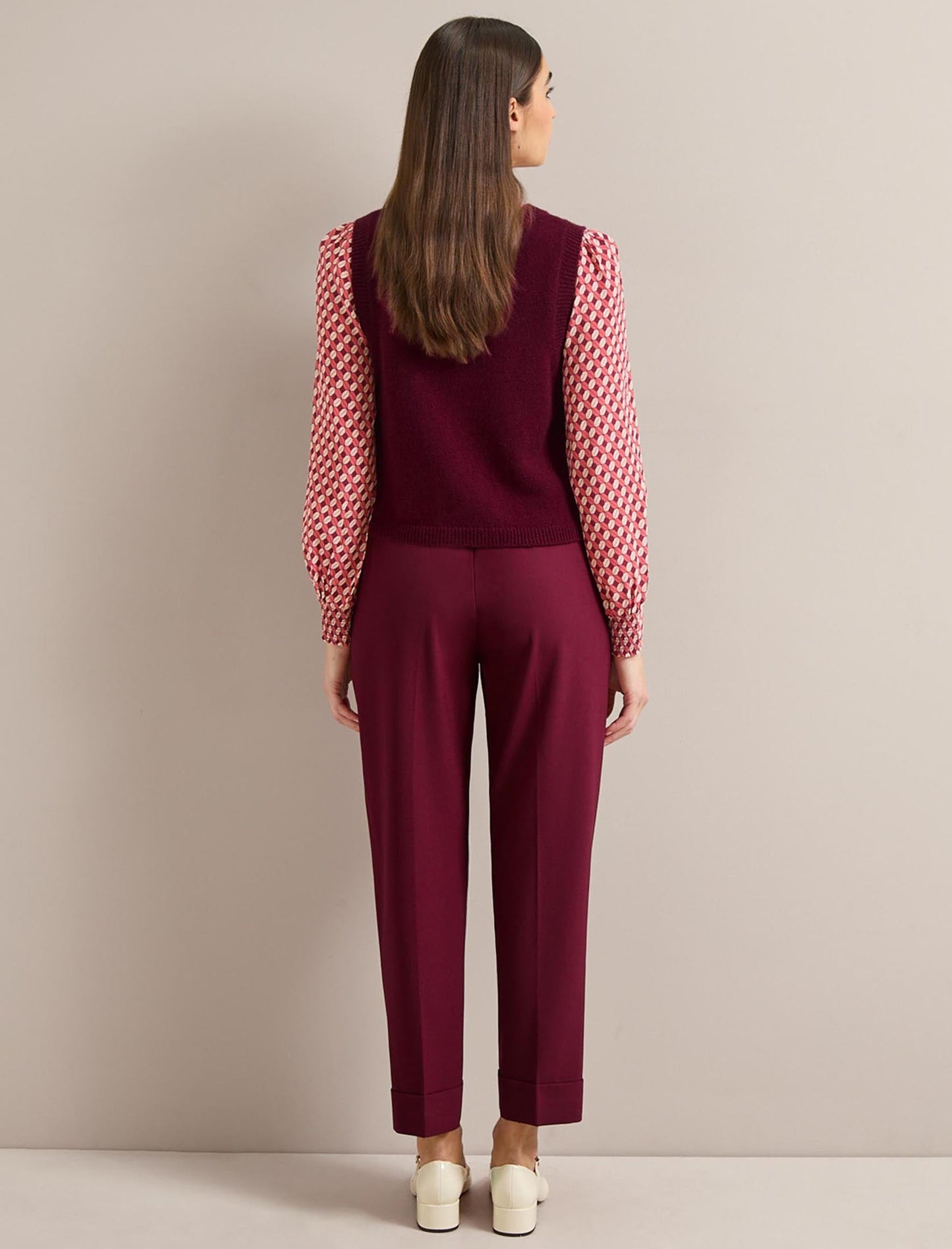 Wesley Cashmere Blend V Neck Waistcoat - Burgundy