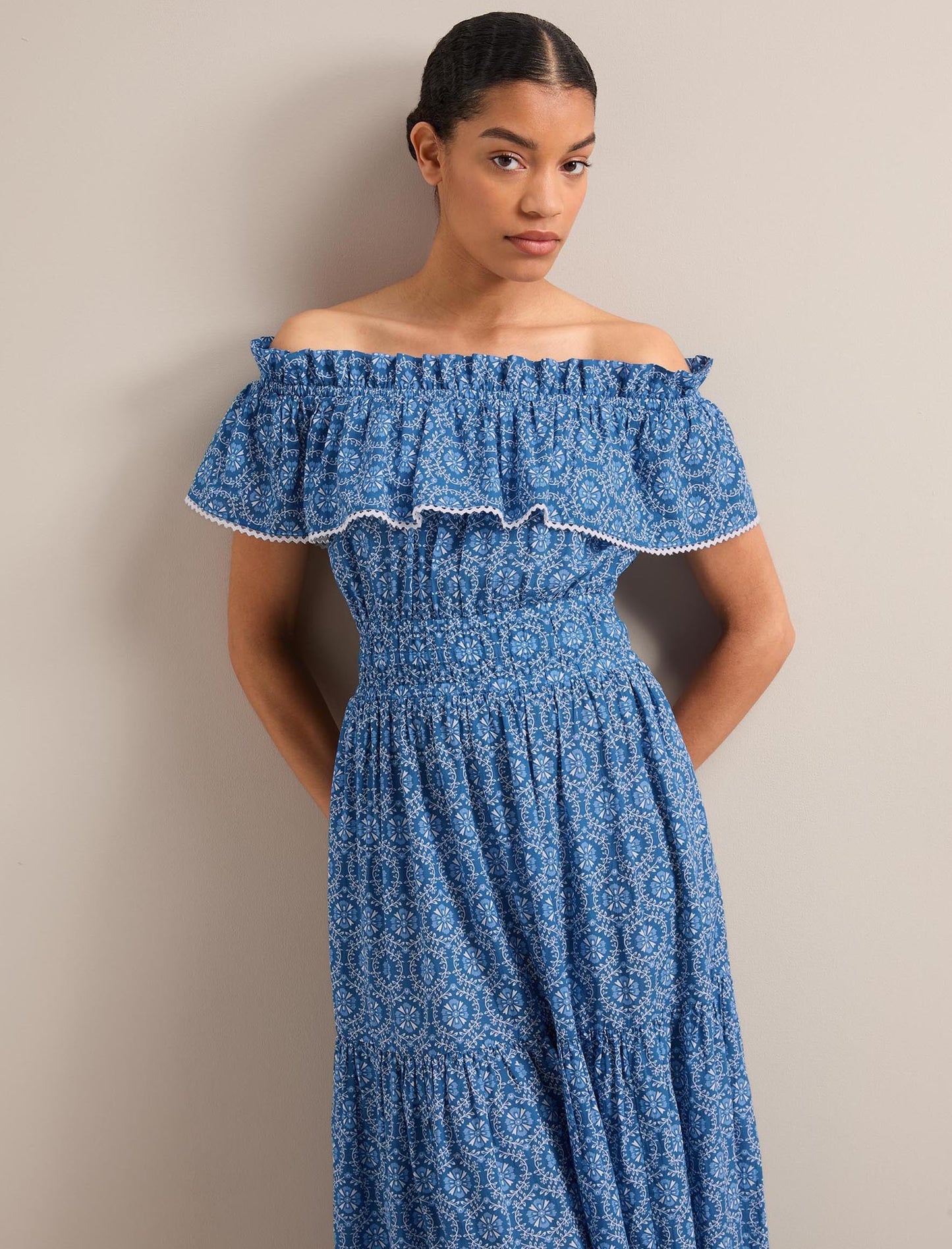 Aimee Cotton Maxi Dress - Blue Circle Carnation Print
