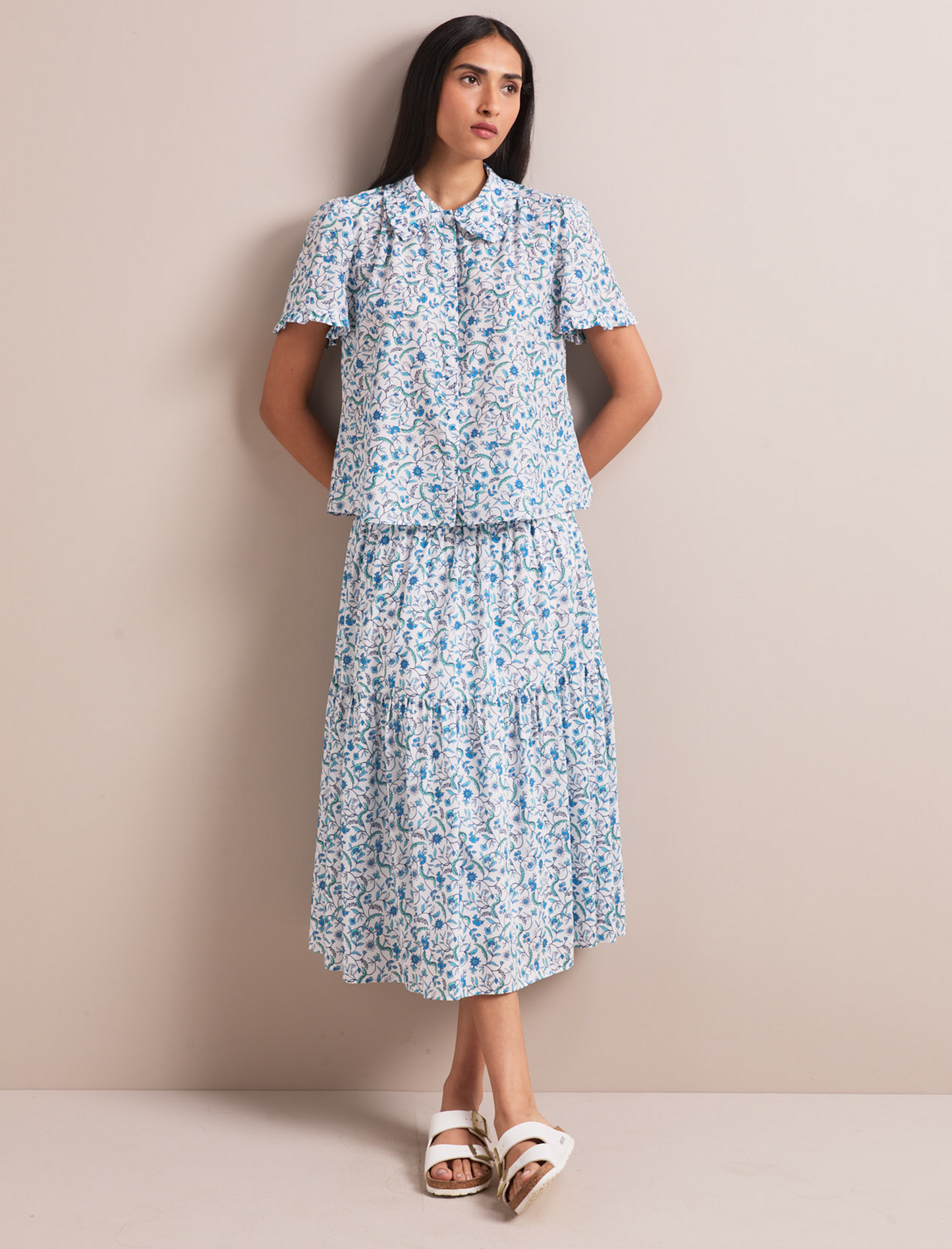 Sylvia Silk Blend Maxi Skirt - Blue Trailing Feather Print